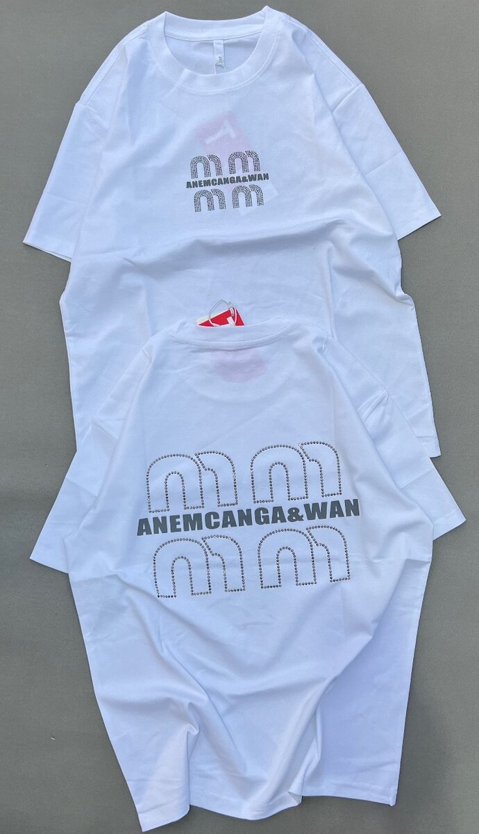 T-shirts à motifs tendance