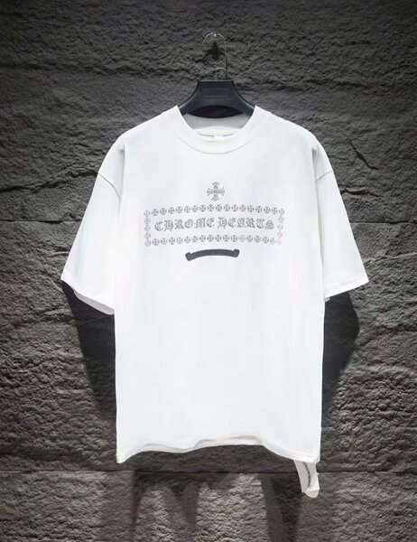 T-shirts graphiques tendance