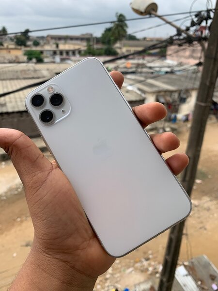 iPhone 11 Pro