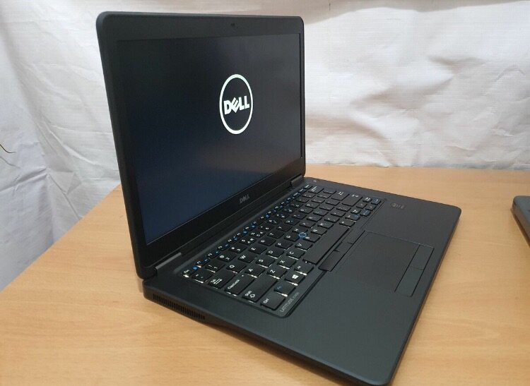LATITUDE E7450