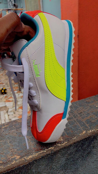 Sneakers colorés tendance