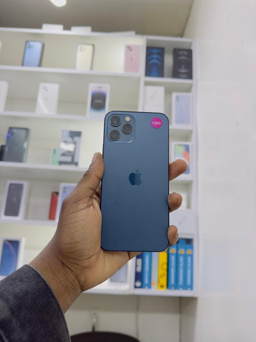 Pre owned and new iPhones