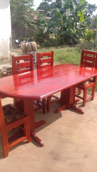 Ensemble salle à manger en bois