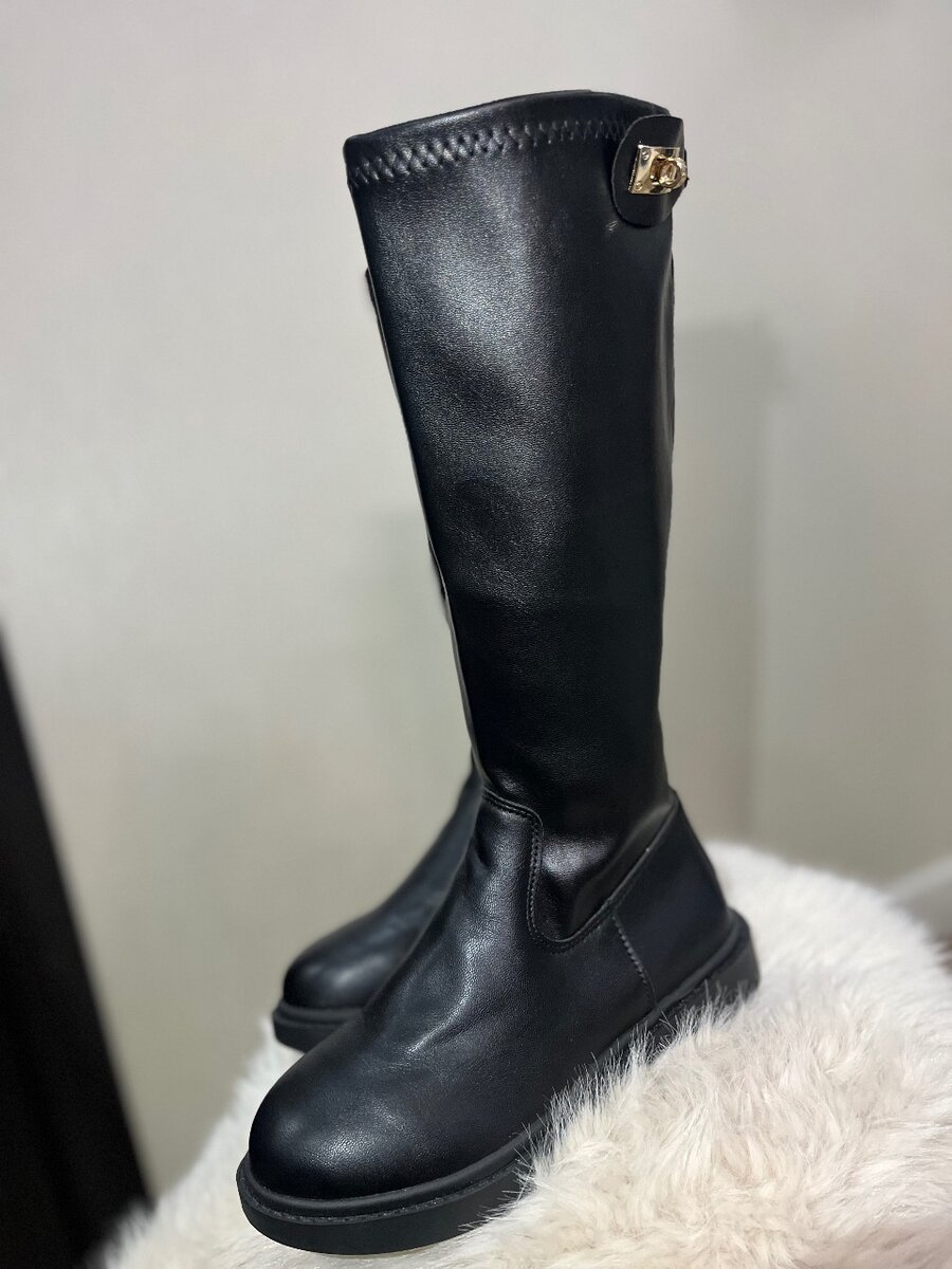 Женские сапоги