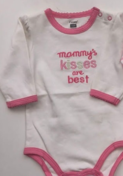 Baby suit, pink with kisses