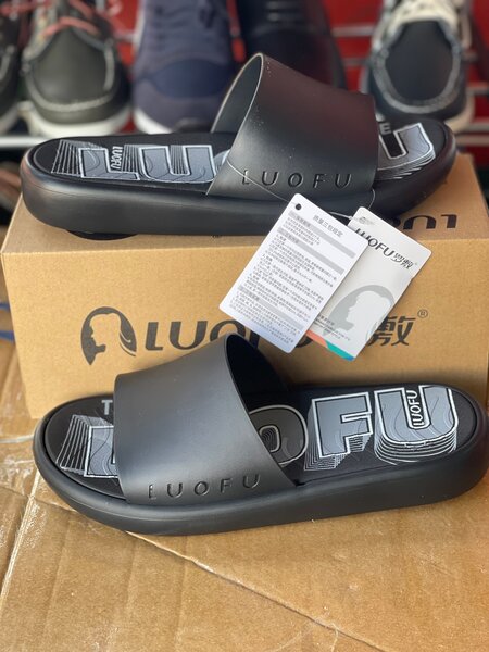 Tongs confortables Luofu