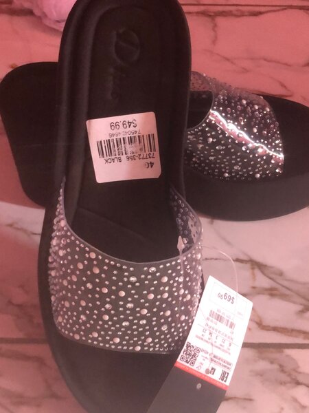 Sandales à plateforme brillantes