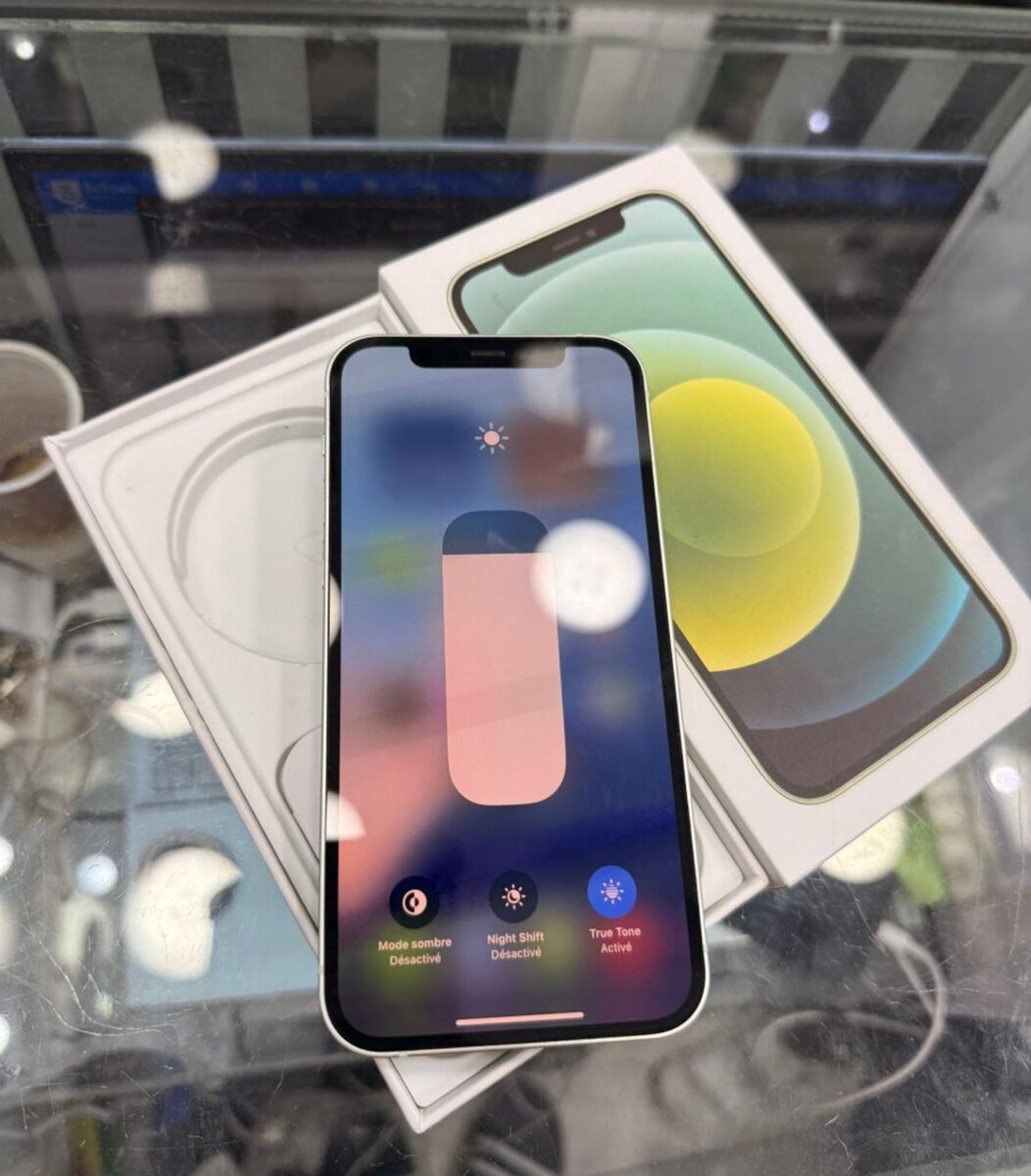 iPhone 12 Vert Neuf avec Boîte