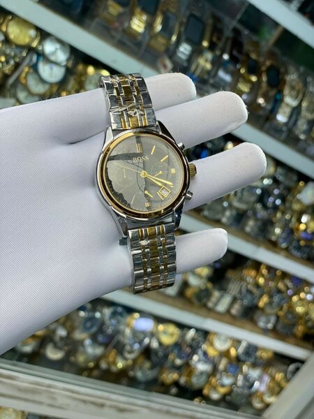 Montre Boss élégante