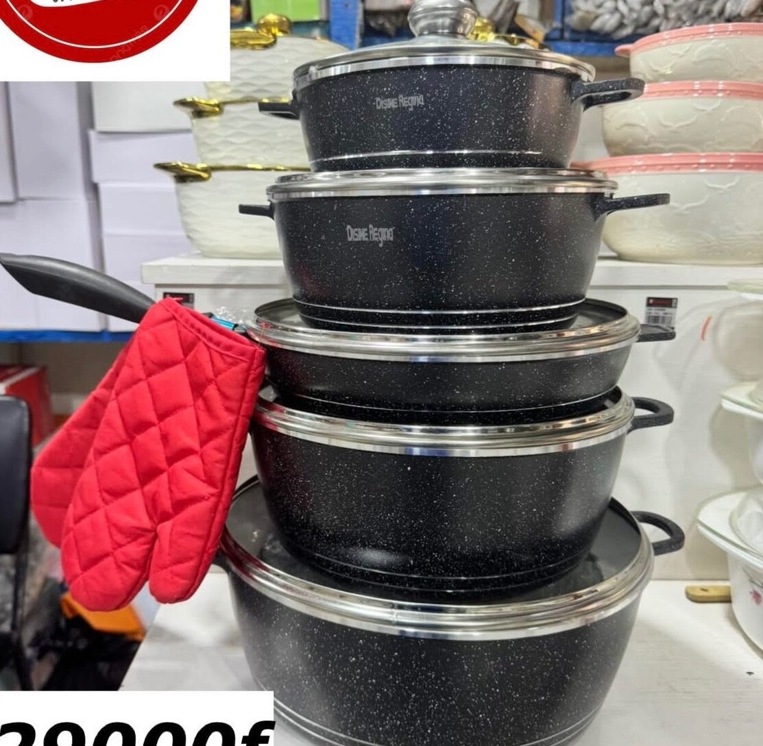 Batterie de cuisine en granit