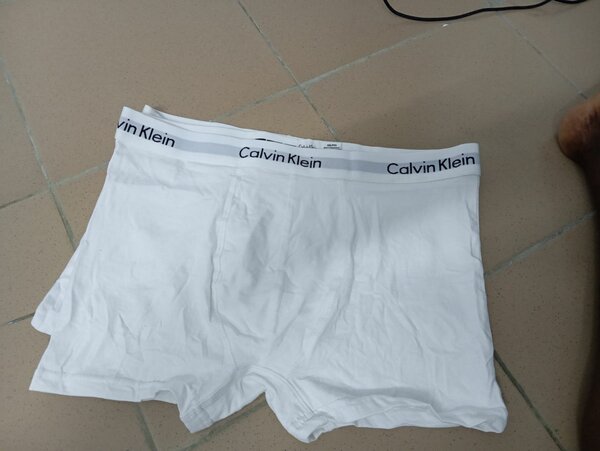 Caleçon homme ( Calvin Klein et tommy hilfiger) en lot de 4