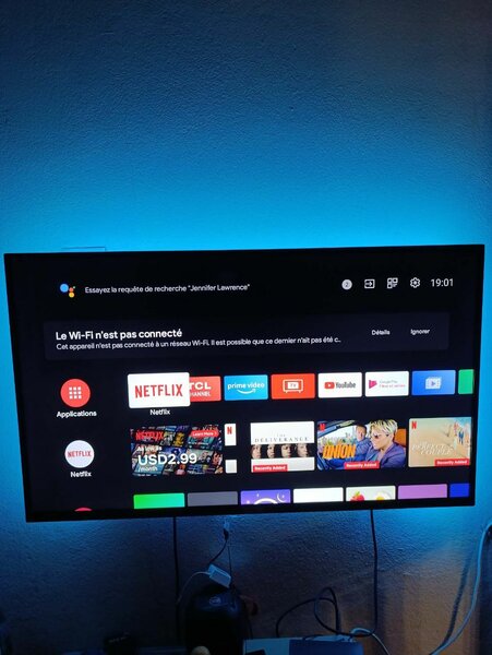 TCL TV 43" Android HDR Image
