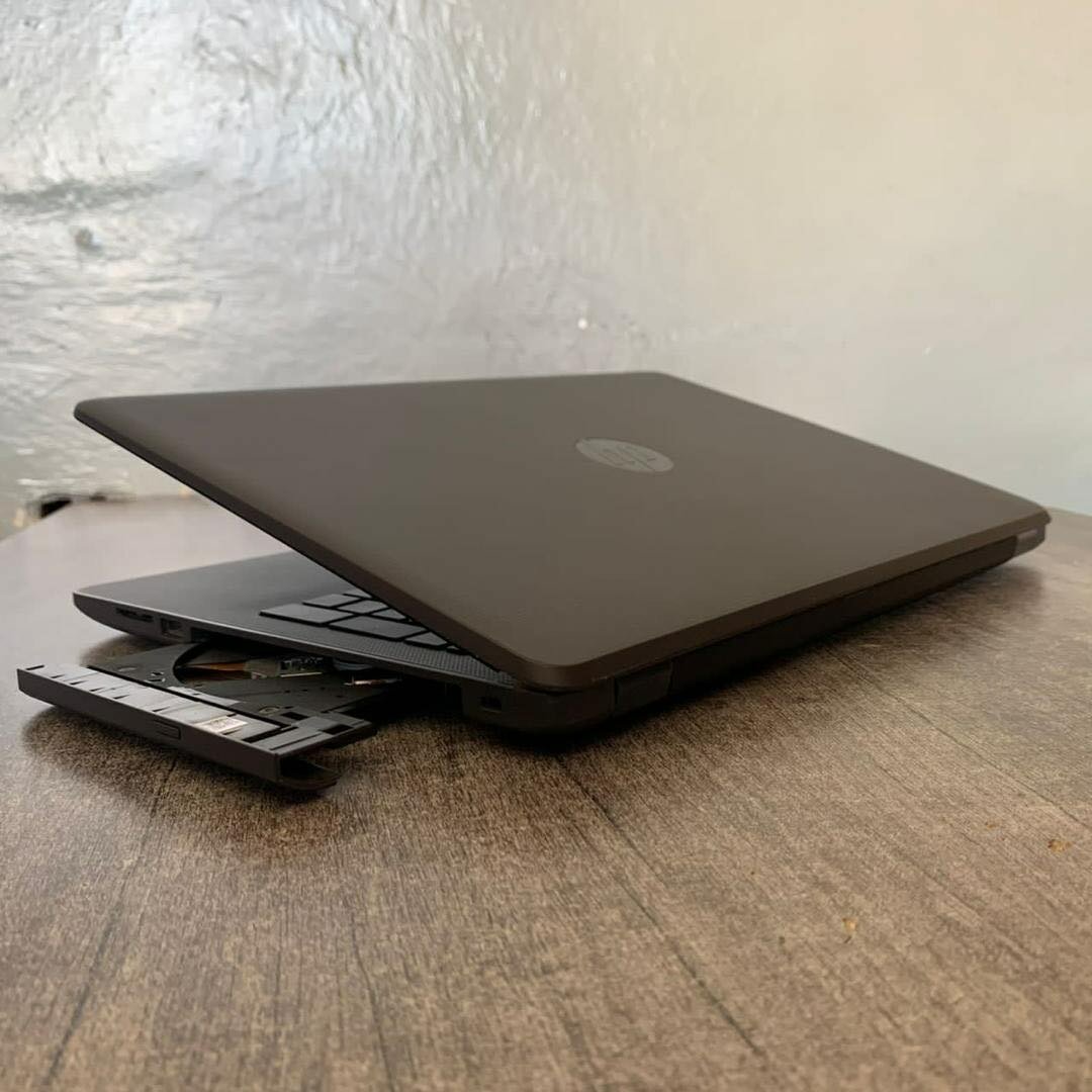 HP LAPTOP 255 G7 ,