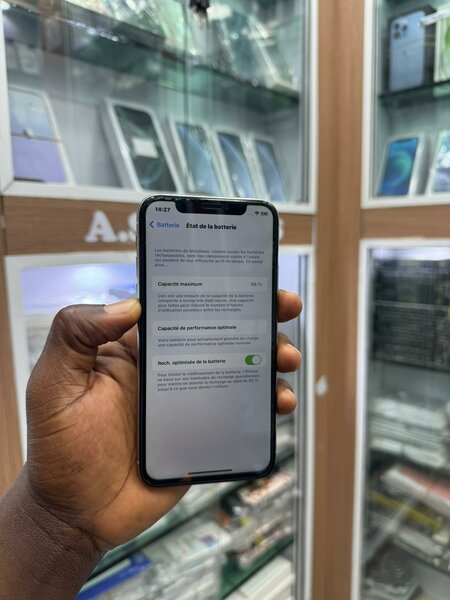 iPhone X 64Go sans ID