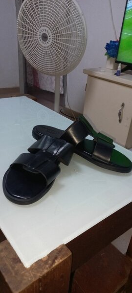 Sandales élégantes noires