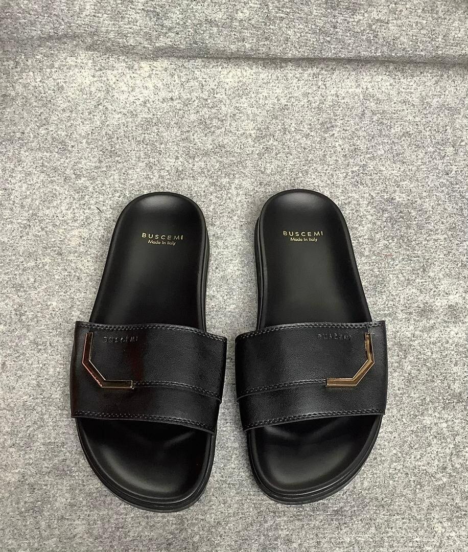 Sandales en cuir élégantes