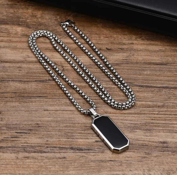 Collier Pendentif en Acier ino