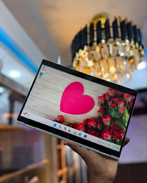 Hp Elite book with pen