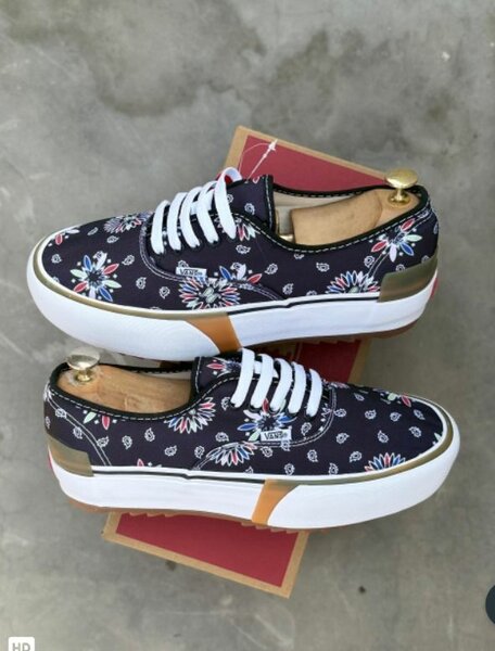 Chaussures Femme à Motif Floral