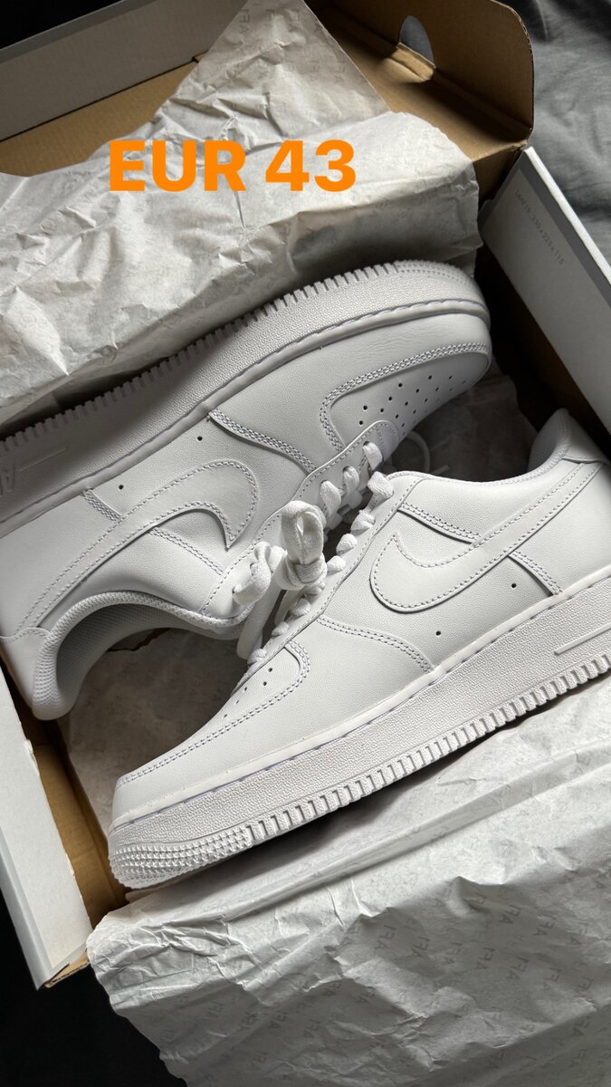 AUTHENTIC NIKE AIR FORCE 1 07 TRIPLE WHITE