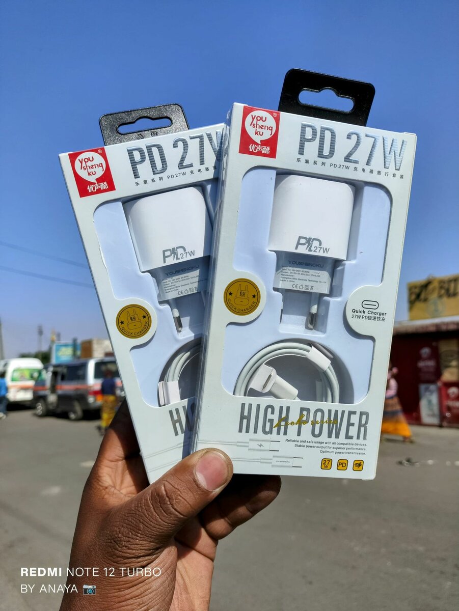 PD-27w C-C  & C-IPHONE Fast Charger For Iphone & Android