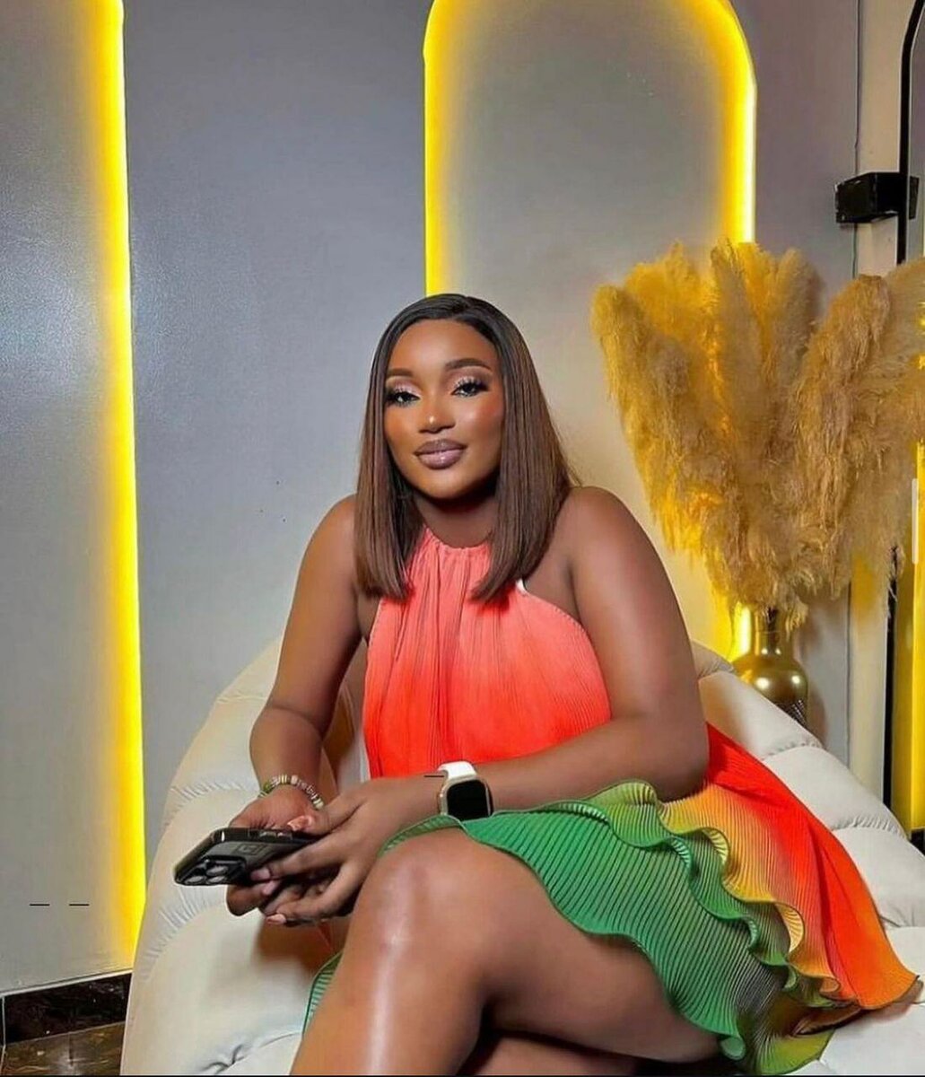 Ladies fashionable dress