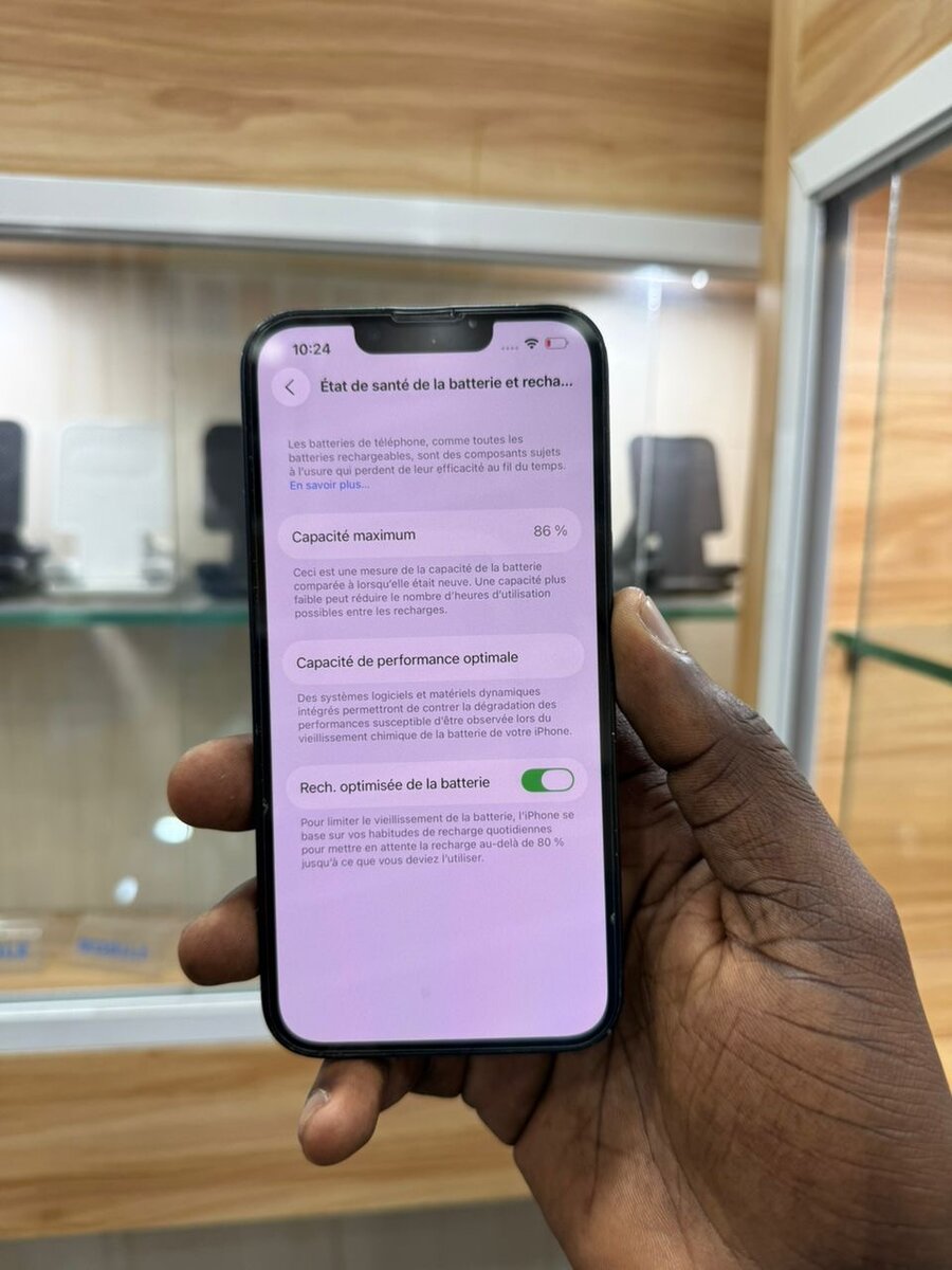 iPhone 13 simple Noir
