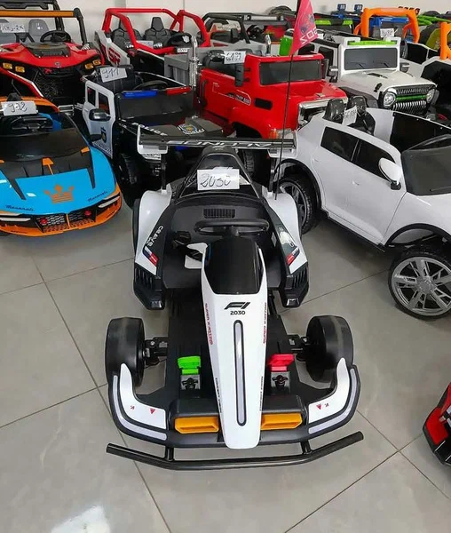 Voiture électrique enfant course