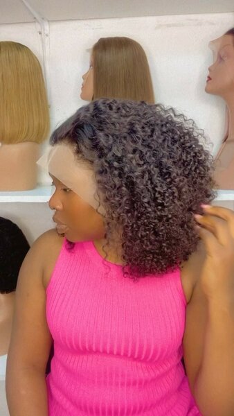 Beautiful and elegant women's wigs Baby curl