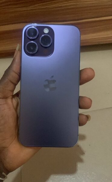 14 pro max 256gig eSIM unlock