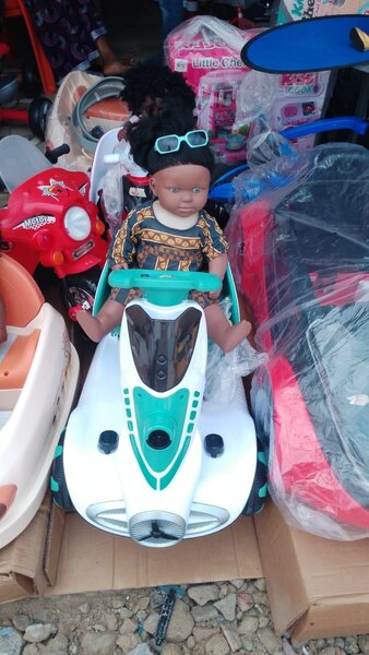 Voiture électrique pour enfants