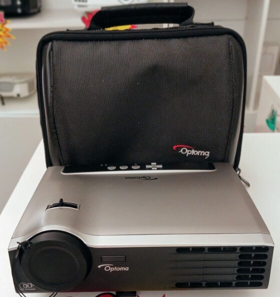 Projector OPtiMA EP7150 Kumens : 265b