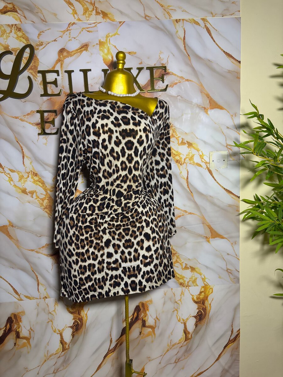 Robe chic à motifs élégants