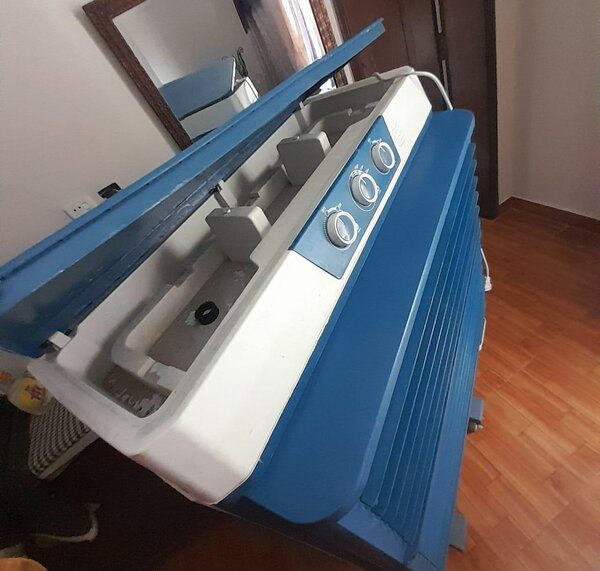 Room cooler