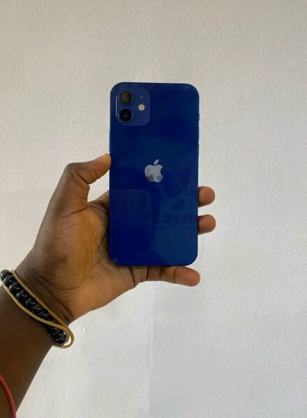 iPhone 12 - Plusieurs Couleurs