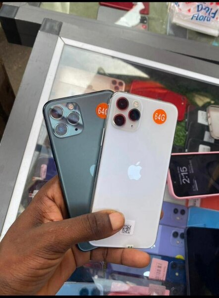 iPhone 13 pro max, 128 gigs & 256gigs