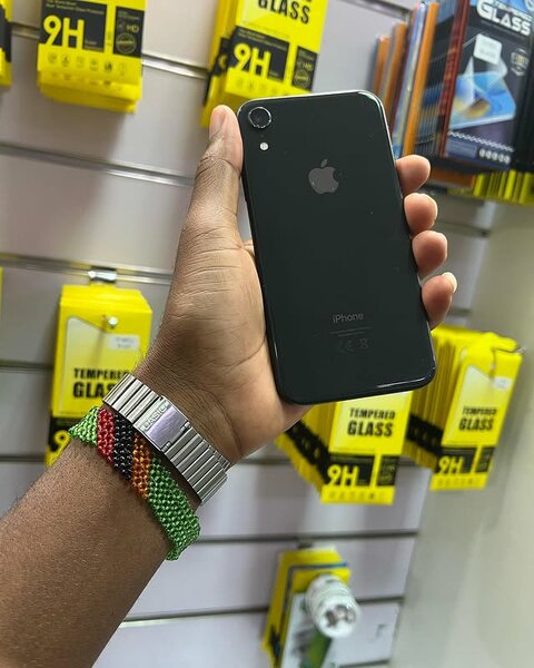 BRAND NEW IPHONE 🍏 pro 