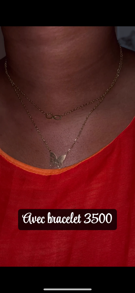 Collier papillon élégant