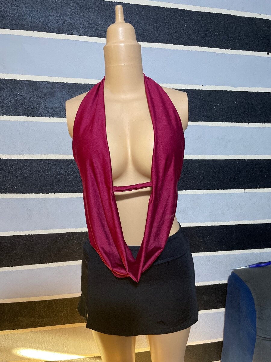 Top dos nu pour femme