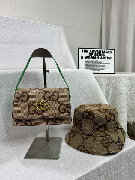 Sac et Chapeau Élégant GG