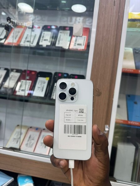 iPhone 15 Pro 128Go