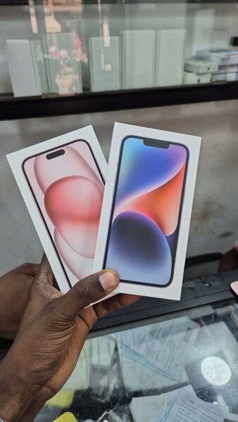 iPhone 15+ 128giga et 14 128giga neuf non reconditionné 