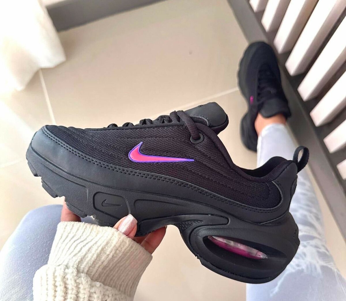 NIKE CLASSIC