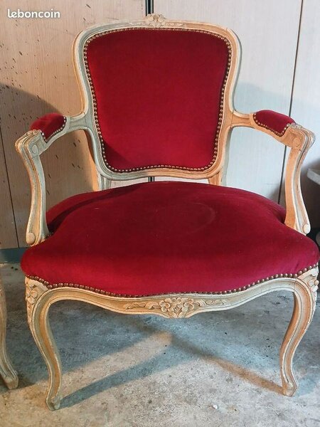 Fauteuil Louis XV Rouge Luxe