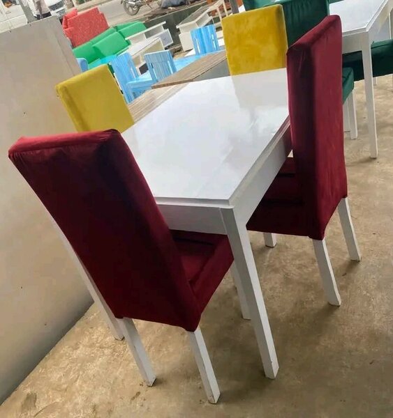 Table a manger 4 chaise