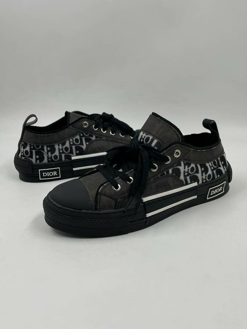 Dior Converse