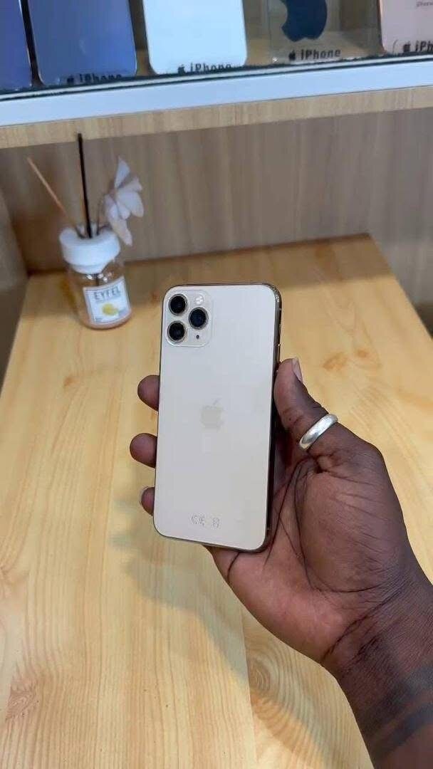 iPhone 11pro 64giga sans Face ID
