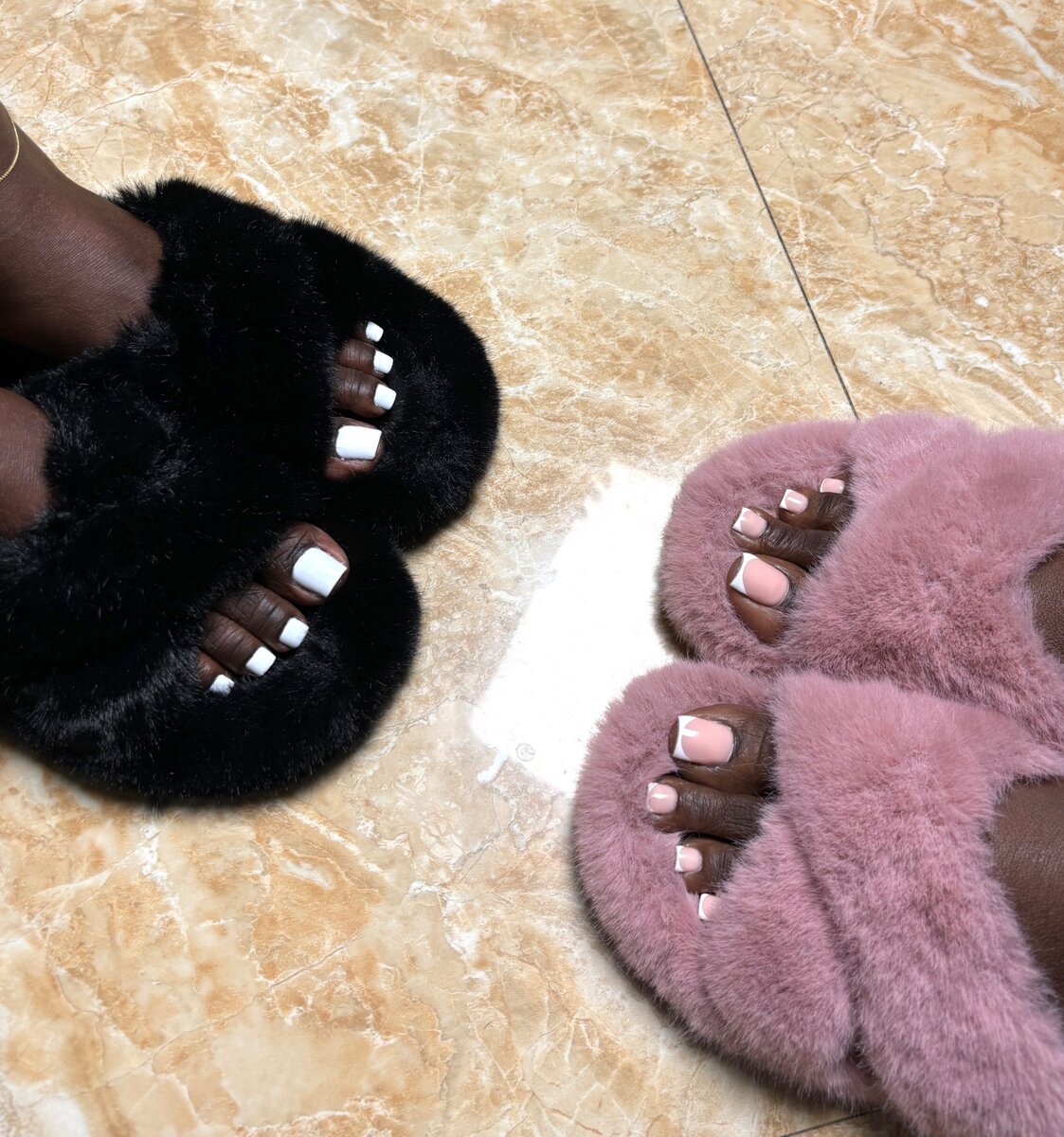 Indoor slippers