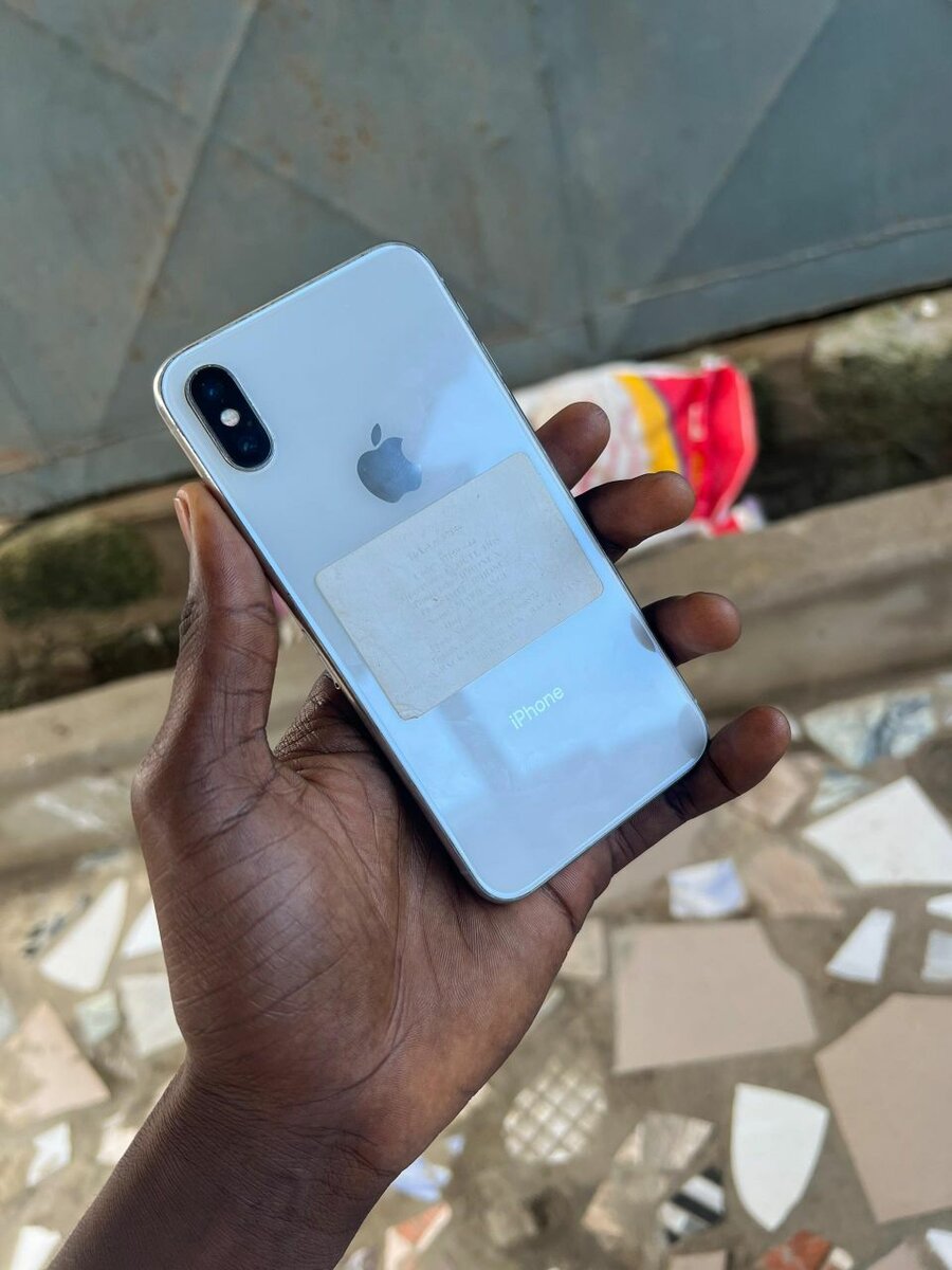 iPhone X 64GB blanc
