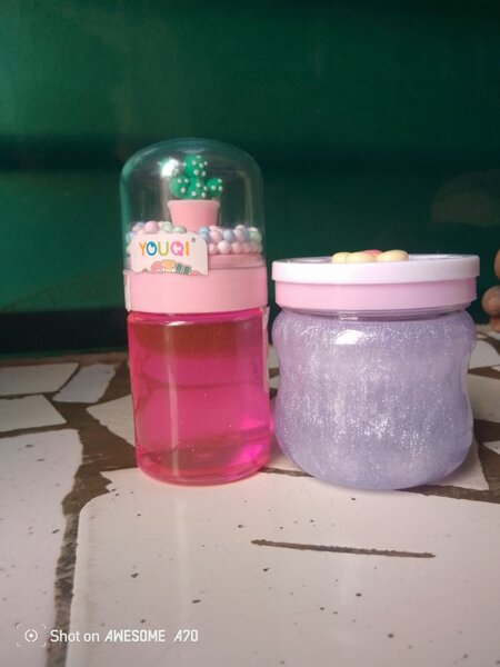 Slime coloré et étincelant